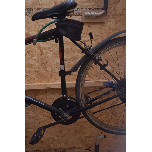 1013 - A BLACK RUSSIAN PROFESSIONAL GENTS BIKE, with Shimano gears and 26   frame