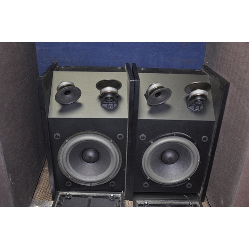 1052 - A PAIR OF BOSE 301 SERIES 3 SPEAKERS and a pair of vintage Lecson HL1 horn loaded speakers with manu... 