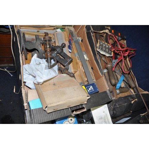 1087 - FOUR TRAYS AND TWO VINTAGE LEATHER TOOLBAGS CONTAINING TOOLS including boxed and new metal files (no... 