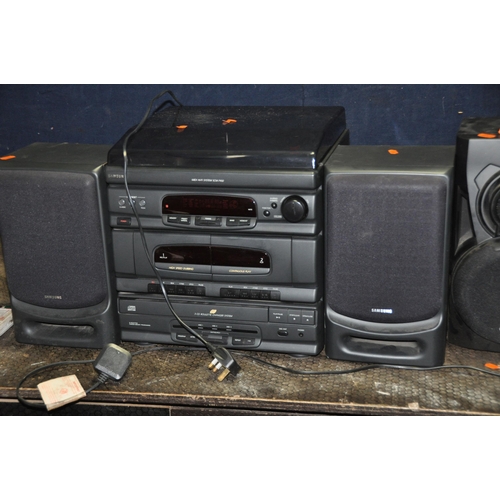 1104 - A SAMSUNG SCM-7450 MIDI HI FI with matching speakers (doesn't appear to read CD) and a Selective Mar... 