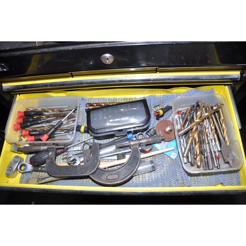 1113 - A TORIN STACKING MECHANIC TOOLBOX CONTAINING AUTOMOTIVE TOOLS including Halfords sockets and spanner... 