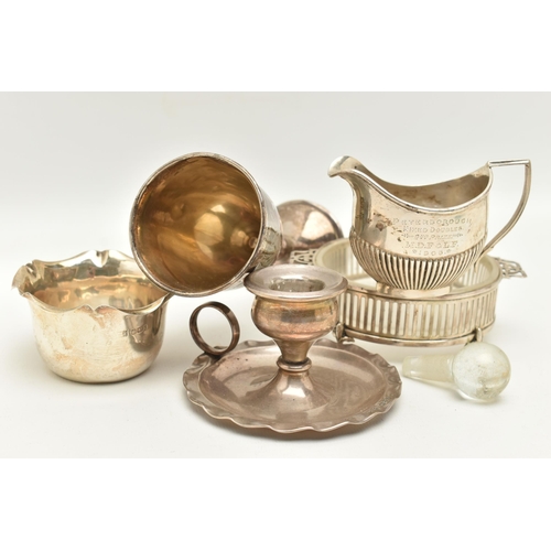 118 - A SELECTION OF MAINLY EARLY 20TH CENTURY SILVERWARE, to include a silver chamberstick, a small silve... 