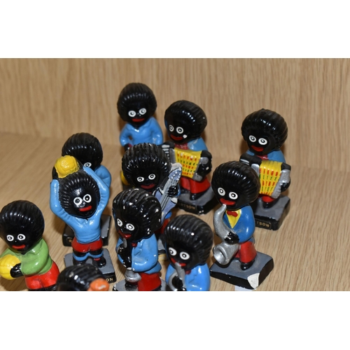 362 - A COLLECTION OF ROBERTSON JAM FIGURES, comprising five footballers and eight jazz band members with ... 