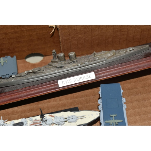 367 - ONE BOX AND LOOSE UNOPENED DEAGOSTINI ATLAS MODEL BATTLESHIPS comprising USS Massachusetts, RM Roma,... 