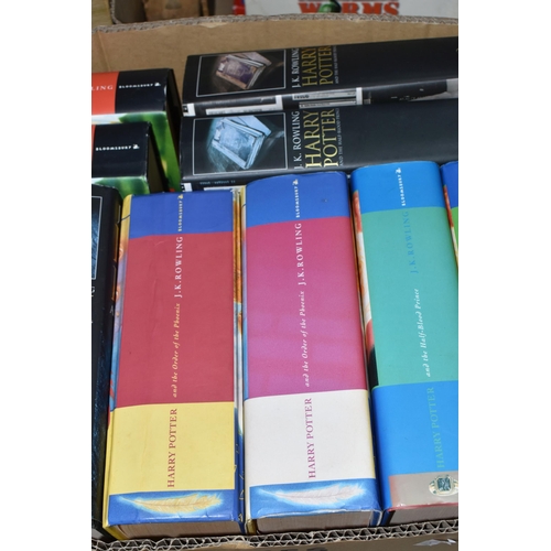 368 - Rowling; J.K. Fourteen 'Harry Potter' titles, thirteen in hardback format, comprising 1x Harry Potte... 