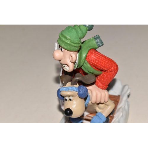 390 - A BOXED ROBERT HARROP DESIGNS 'A GRAND SLEIGH OUT' WALLACE AND GROMIT FIGURE GROUP, WGCS13, limited ... 