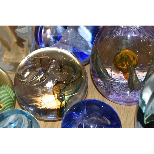 399 - A GROUP OF CAITHNESS GLASS AND OTHER PAPERWEIGHTS, to include Caithness limited editions 'Star Orchi... 