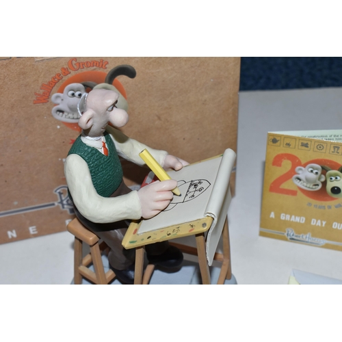 405 - A BOXED ROBERT HARROP 'WALLACE & GROMIT' LIMITED EDITION FIGURE, WG17 ' Wallace - We'll Go Where The... 