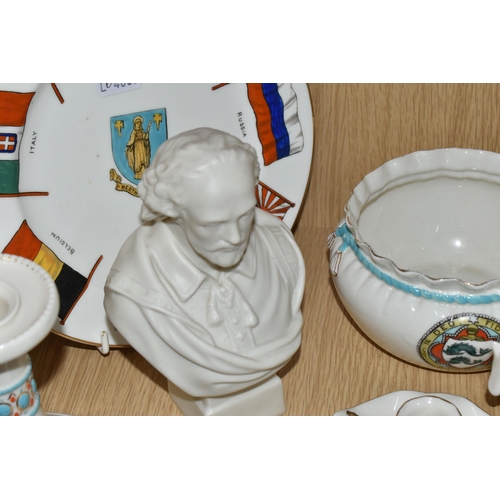 411 - A COLLECTION OF W.H GOSS CRESTED WARE, comprising a Bruxelles rose bowl, The Melrose Cup, a square t... 