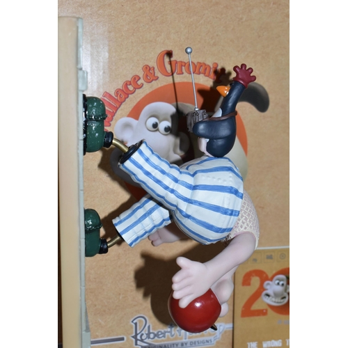 415 - FOUR BOXED ROBERT HARROP WALLACE & GROMIT 'THE WRONG TROUSERS' FIGURINES, comprising a limited editi... 