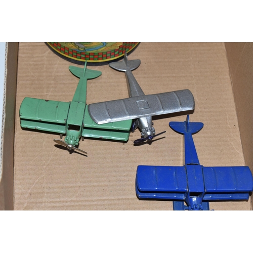 440 - A BOXED TOOTSIE TOYS IN ARKANA PACKAGE 'ACES OF THE AIR' DIECAST AIRCRAFT SET, c. late 1920s/early 1... 