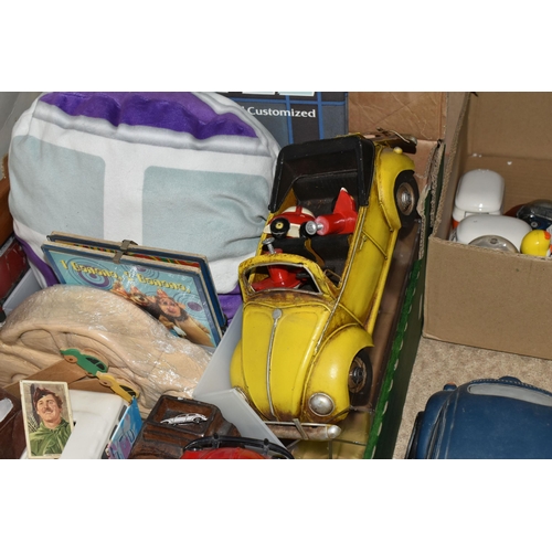 480 - THREE BOXES AND LOOSE ASSORTED NOVELTY CAR THEMED ITEMS to include three of ceramic tealight holders... 