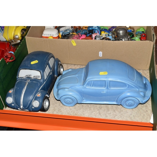 480 - THREE BOXES AND LOOSE ASSORTED NOVELTY CAR THEMED ITEMS to include three of ceramic tealight holders... 