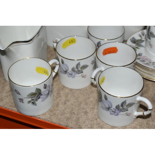 482 - A BOX AND LOOSE CERAMIC DINNER AND TEA WARES comprising six Royal Worcester June Garland coffee cups... 