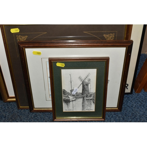 507 - A SMALL SELECTION OF LIMITED EDITION PRINTS ETC, comprising two Stephen Gayford wildlife prints, Phi... 