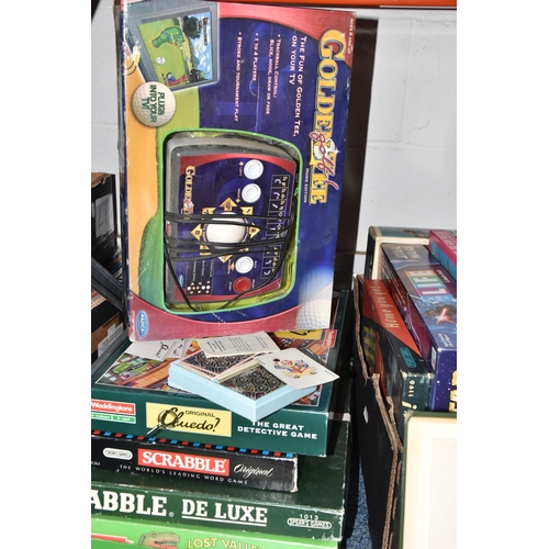 534 - ONE BOX AND LOOSE RETRO AND VINTAGE GAMES to include a pack of French Seven Families cards, a pack o... 