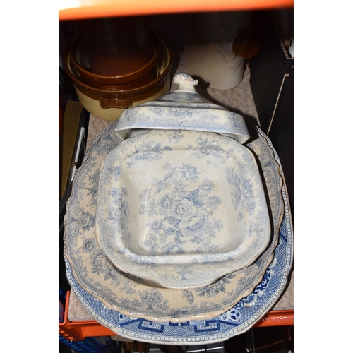 547 - SIX BOXES AND LOOSE CERAMICS, to include a Coalport 'Indian Tree Coral' pattern tea caddy, a Crown D... 