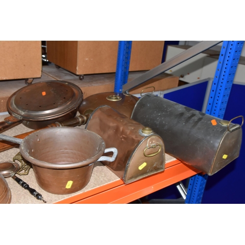 553 - A COLLECTION OF METALWARE, to include a quantity of copper items, two vintage foot warmers, two hand... 