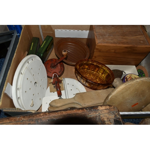 334 - A BOX AND LOOSE TREEN, KITCHENALIA, TRAPS AND SUNDRY ITEMS, to include four cast iron animal traps -... 