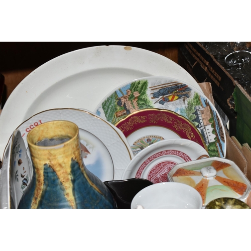 564 - FOUR BOXES AND LOOSE CERAMICS AND GLASSWARE, to include a Chribska pink glass bowl, an amber glass d... 