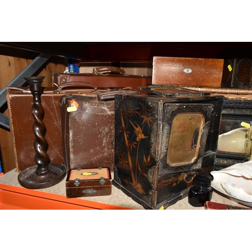 571 - A GROUP OF VINTAGE SUNDRIES, to include an American Dietz storm lantern, four hatpins with military ... 