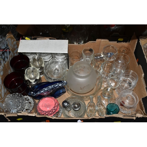 572 - SIX BOXES AND LOOSE CERAMICS AND GLASS WARE, to include an Avondale Glass bud vase, height 10.5cm, a... 