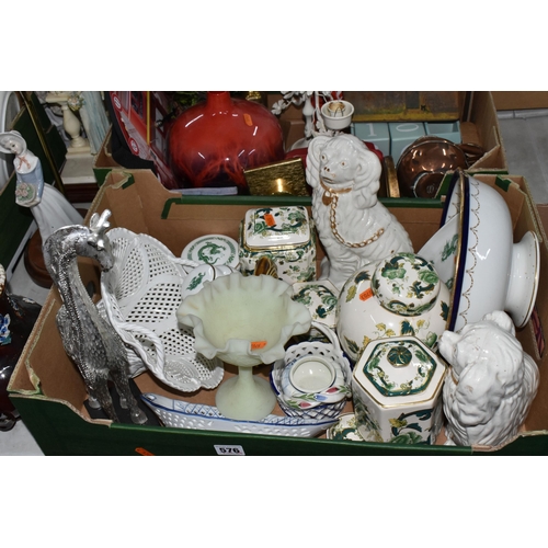 576 - THREE BOXES AND LOOSE CERAMICS, LAMPS, METALWARE AND SUNDRY ITEMS, to include a Measham barge ware t... 