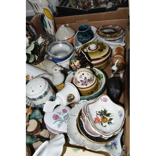 578 - FOUR BOXES AND LOOSE CERAMIC GIFTWARE AND ORNAMENTS, to include a West German vase 4215/2 with geome... 