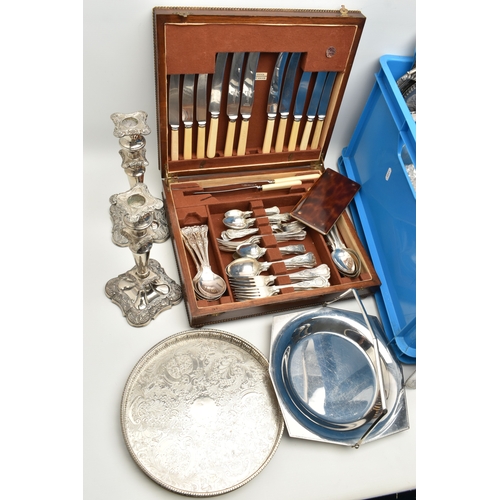 143 - A LARGE BOX OF ASSORTED WHITE METAL AND COMPACTS, to include a selection of trays, candle sticks, li... 