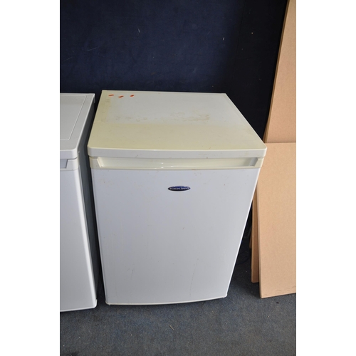 1082 - AN ICEKING UNDER COUNTER FRIDGE width 60cm depth 60cm height 86cm and a Beko microwave (both PAT pas... 