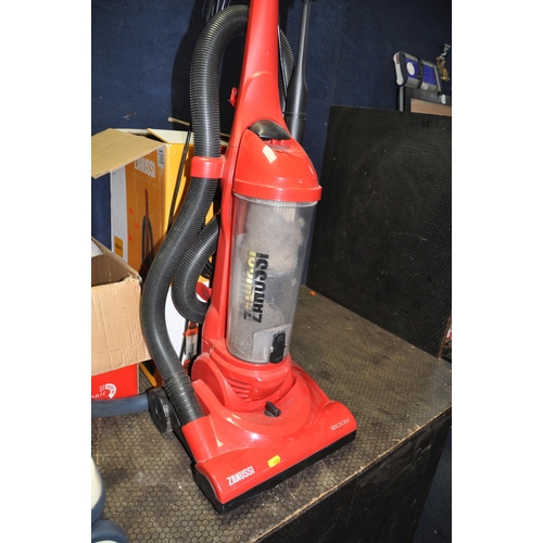 1083 - A ZANUSSI 4723A UPRIGHT VACUUM CLEANER and a The Boss vacuum cleaner (pipe taped) (both PAT pass and... 