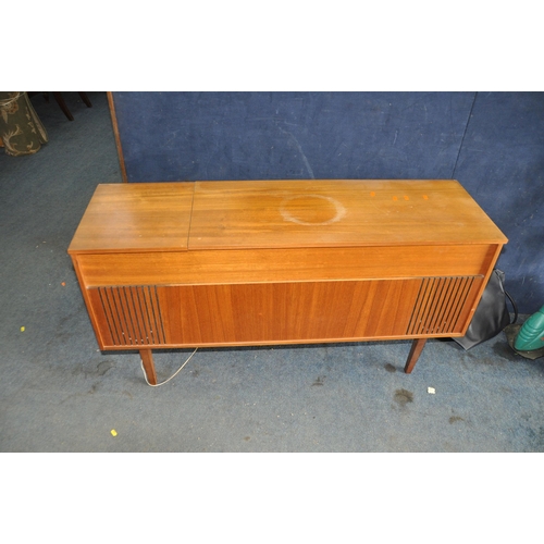 1086 - A WESTMINSTER S668.S RADIOGRAM in a Teak veneered cabinet (PAT pass and working but turntable doesn'... 