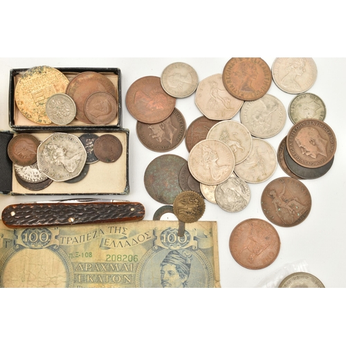 139 - A PLASTIC BOX OF MIXED COINS AND BANKNOTES, to include a small parcel 170 grams of Silver content it... 