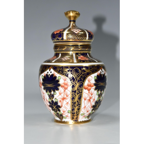 324 - A ROYAL CROWN DERBY IMARI 1128 COVERED VASE, of shouldered form, red printed backstamp and date cyph... 