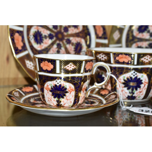 328 - SEVEN PIECES OF ROYAL CROWN DERBY IMARI 1128 TEA WARE, comprising two teacups, two saucers, two tea ... 