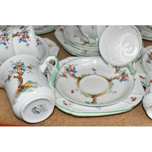 341 - A SHELLEY 'CRABTREE' 11651 PATTERN TEA SET, comprising a milk jug, sugar bowl, square cake plate (cr... 