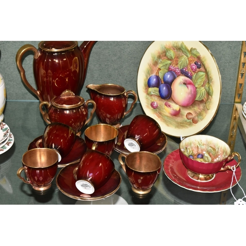 373 - A GROUP OF AYNSLEY ORCHARD GOLD AND A CARLTON WARE ROUGE ROYALE COFFEE SET, comprising an Aynsley Or... 