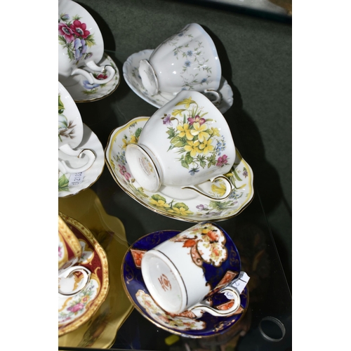 384 - A COLLECTION OF ROYAL ALBERT TEACUPS AND SAUCERS, in various patterns to include Old Country Roses, ... 