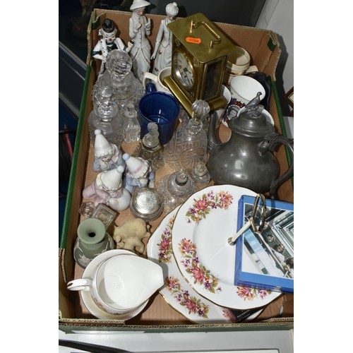 389 - ONE BOX AND LOOSE MISCELLANEOUS ITEMS comprising a group of royal memorabilia, a brass Seth Thomas c... 