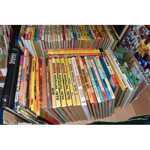 405 - A COLLECTION OF FOOTBALL MAGAZINES AND ANNUALS ETC., majority from the late 1960's onwards, magazine... 