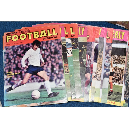 405 - A COLLECTION OF FOOTBALL MAGAZINES AND ANNUALS ETC., majority from the late 1960's onwards, magazine... 