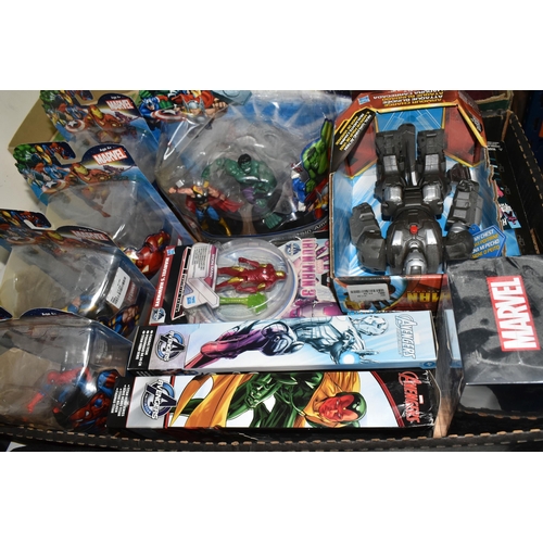 421 - A QUANTITY OF MARVEL COLLECTABLE ACTION FIGURES, to include six blister packs, an Iron Man, a Hawkey... 