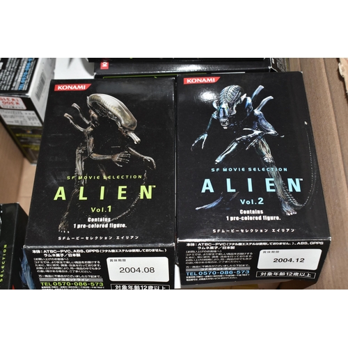 451 - A COLLECTION OF KONAMI SF MOVIE SELECTION BOXED ALIEN FIGURES, to include a Konami shop display box ... 