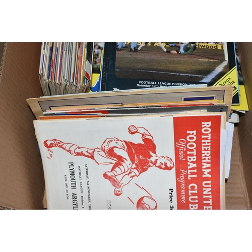 452 - A QUANTITY OF 1960S AND 1970S FOOTBALL PROGRAMMES, good selection of English and Welsh teams and inc... 