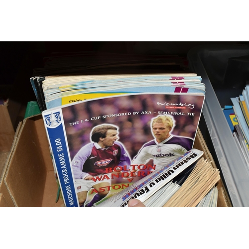 475 - A COLLECTION OF ASTON VILLA HOME FOOTBALL PROGRAMMES, majority dating from the 1960's to the 1980's,... 