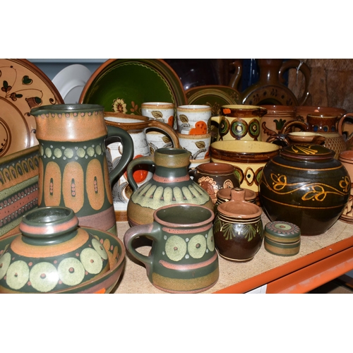 481 - A COLLECTION OF CERAMICS, mainly red earthenware pieces, to include continental and art pottery, sli... 