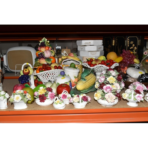 500 - A LARGE QUANTITY OF PORCELAIN FLOWERS AND FRUIT, together with three circular 'Barbola' mirrors, com... 