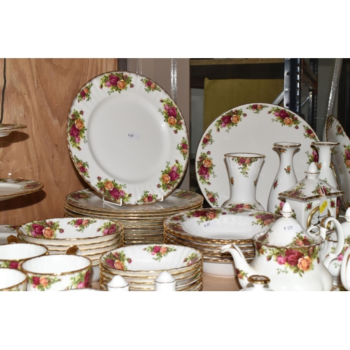 517 - A COLLECTION OF ROYAL ALBERT 'OLD COUNTRY ROSES' PATTERN DINNER, TEA AND GIFT WARES, comprising two ... 