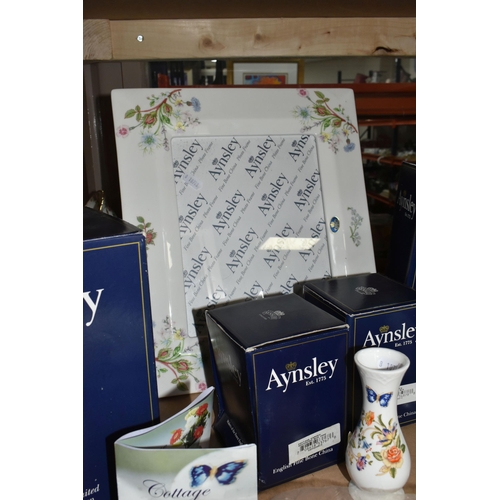 523 - A COLLECTION OF AYNSLEY GIFTWARE, comprising a large 'Wild Tudor' pattern photograph frame, total si... 