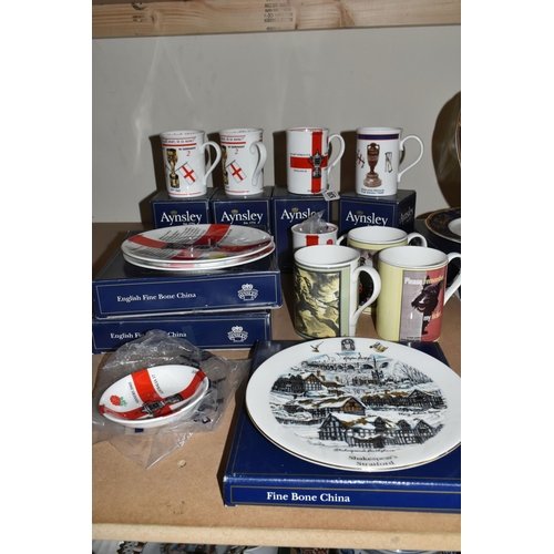 530 - A GROUP OF COMMEMORATIVE AYNSLEY GIFTWARE to include two football World Cup 1966 commemorative mugs ... 